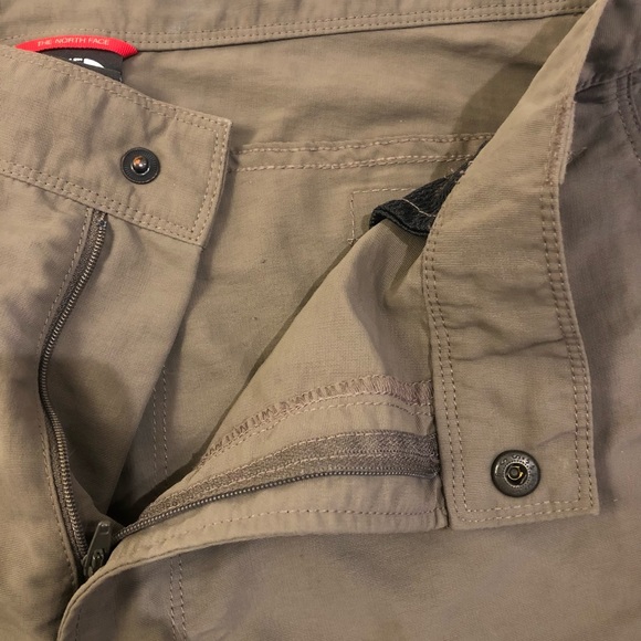 NORTH FACE MEN’S CASUAL NYLON HIKING SHORTS SZ 38 (EUC) - Picture 4 of 11
